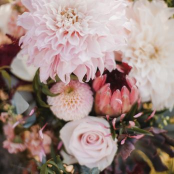 Floranthropist - Florists Near Me - Redding, California Floranthropist - Florists Near Me - Redding, California