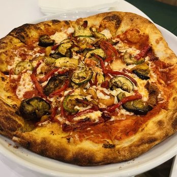 Vapiano - Miami - Vegetarian Vegetable Pizza . Suitable for vegetarians. Light , delicious and satisfying! - Italian Near Me - Miami, Florida Vapiano - Miami - Vegetarian Vegetable Pizza . Suitable for vegetarians. Light , delicious and satisfying! - Italian Near Me - Miami, Florida