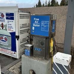 Chevron - Free Air Pump