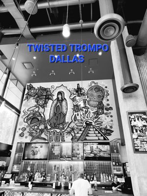 Twisted Trompo by null