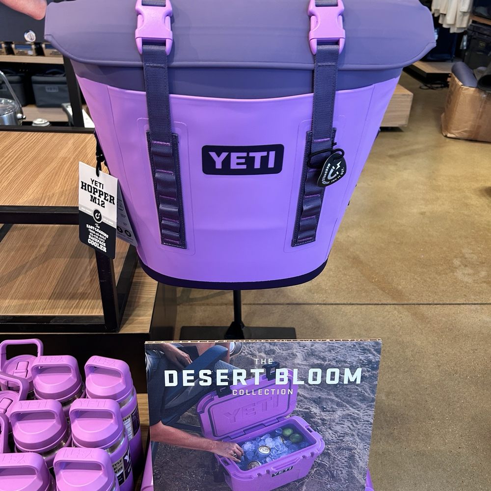 YETI Domain Northside - Vibrant purple - Outdoor Gear Near Me - Austin, Texas YETI Domain Northside - Vibrant purple - Outdoor Gear Near Me - Austin, Texas