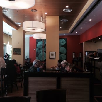 Four Sisters Grill - Seating - Vietnamese Near Me - Arlington, Virginia