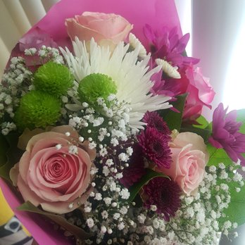 Lavanda Flowers & Gifts - Florists Near Me