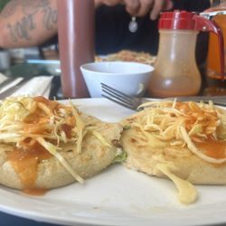 La Perla De Oriente - Queso con Loroco and Queso con Calabaza