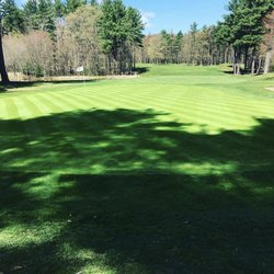 Maplegate Country Club - 18th green looking nice!