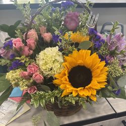 Flowers By Donna - Stunning Floral Basket titled Picnic in the Park
