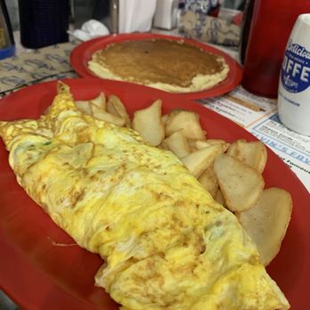 Boomarang Diner - Pancake Breakfast. Yum! - Diners Near Me - Stillwater, Oklahoma