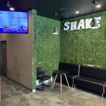 Ding Tea - Decor - Coffee & Tea Near Me - San Diego, California