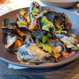 Curry and lime mussels Curry and lime mussels