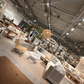 West Elm - Showroom - Furniture Stores Near Me - Manhattan Beach, California
