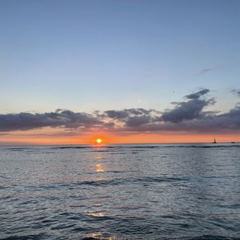 Barefoot Beach Cafe - One of beautiful sunsets I captured - Breakfast & Brunch Near Me - Honolulu, Hawaii Barefoot Beach Cafe - One of beautiful sunsets I captured - Breakfast & Brunch Near Me - Honolulu, Hawaii