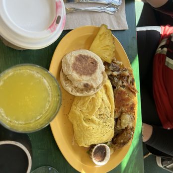 Dozens - Screwdriver and Anothernotanomelet - Breakfast & Brunch Near Me - Denver, Colorado