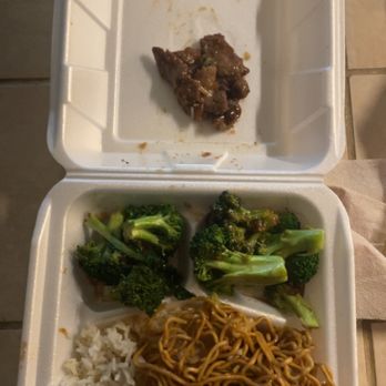 Panda Express - Poor portion it's ridiculous!!! - Chinese Near Me - Visalia, California