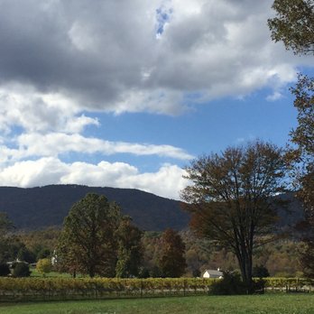 Veritas Vineyard & Winery - Wineries Near Me - Afton, Virginia Veritas Vineyard & Winery - Wineries Near Me - Afton, Virginia