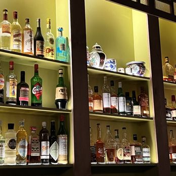 Giovedi - Asian Fusion Near Me - Honolulu, Hawaii
