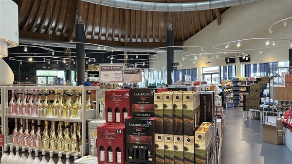 Autogrill Villoresi Est by null