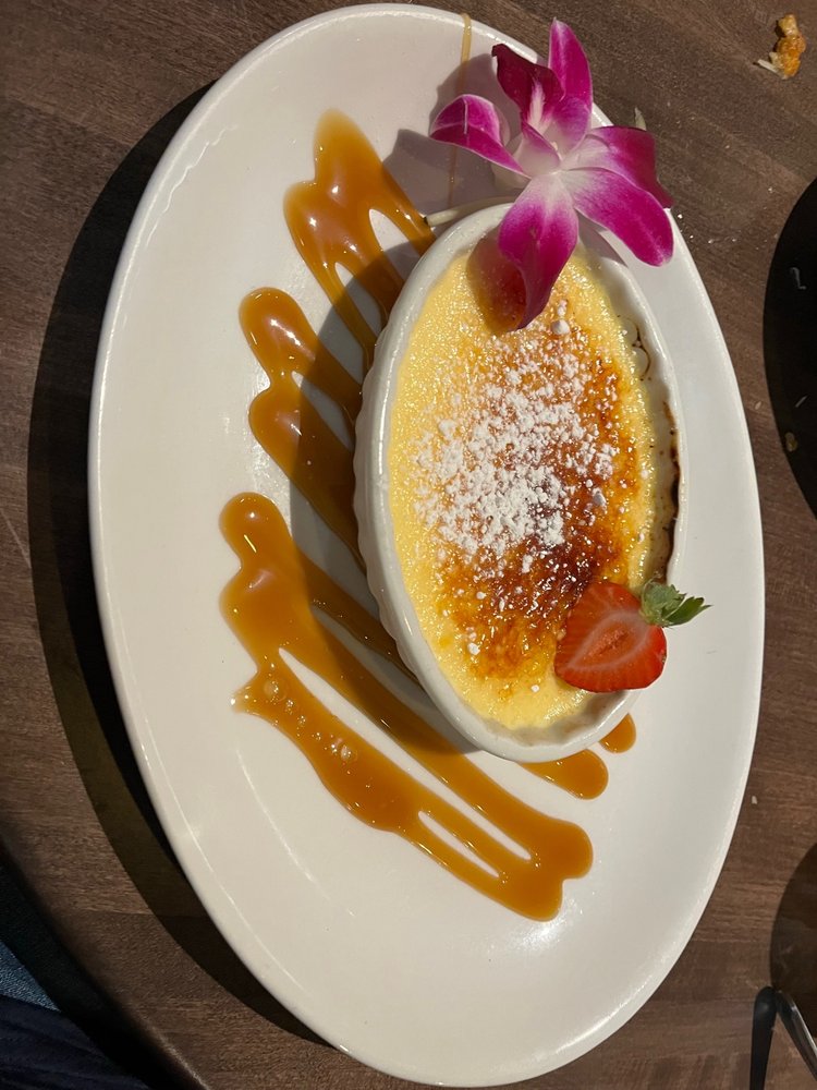 Twelve Kitchen + Cocktails - Photo 3