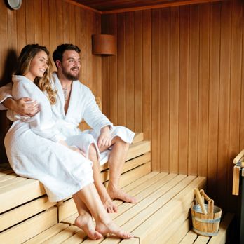 REGIOHOTEL Schanzenhaus - Das Herzstück des Wellnessbereichs ist die Aufgussauna mit bis zu 95°C, in der duftende Aromen und wohltuende Wärme Ihre Sinne beleben. - Hotels Near Me - Wernigerode, ST REGIOHOTEL Schanzenhaus - Das Herzstück des Wellnessbereichs ist die Aufgussauna mit bis zu 95°C, in der duftende Aromen und wohltuende Wärme Ihre Sinne beleben. - Hotels Near Me - Wernigerode, ST