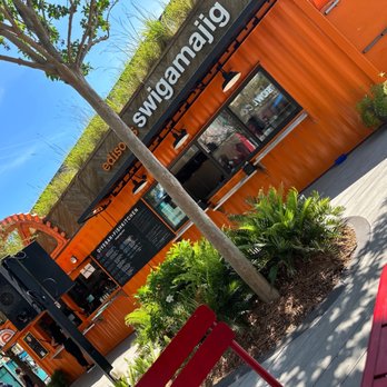 Edison's Swigamajig - Dive Bars Near Me - Tampa, Florida