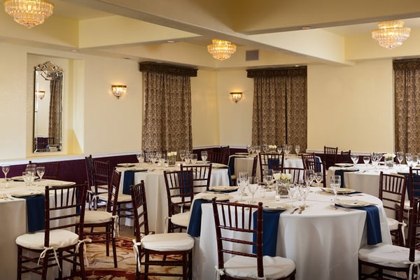 The Roosevelt Inn by null
