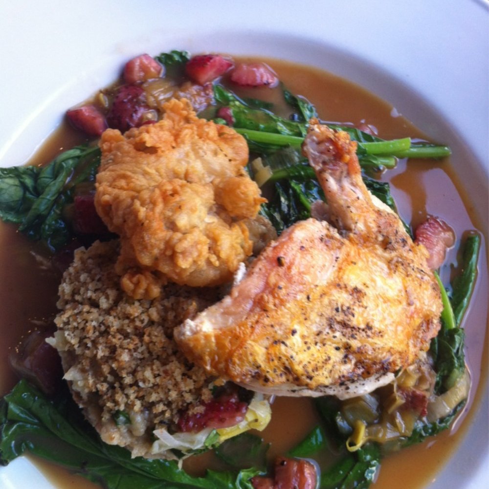 La Palette - chicken with the best bread pudding! - French Near Me - Toronto, Ontario La Palette - chicken with the best bread pudding! - French Near Me - Toronto, Ontario