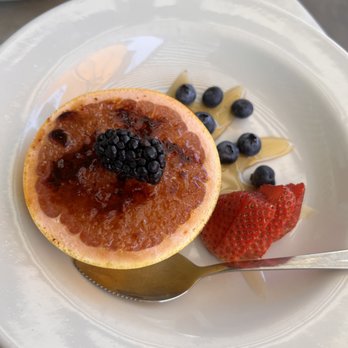 Hillside Farmacy - New American Near Me - Austin, Texas