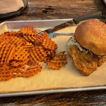 The Cookshack - Chicken Sandwich and Sweet Potato Fries - American Near Me - Webster, Texas