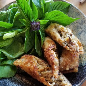 Do Chay - spring rolls - Vietnamese Near Me - Vancouver, British Columbia