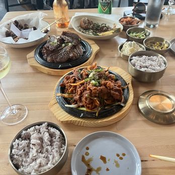 Onda - Garlic Soy Chicken Wings, Spicy Pork Bulgogi, Kimchi Arancini, L.A Kalbi - Korean Near Me - Nashville, Tennessee Onda - Garlic Soy Chicken Wings, Spicy Pork Bulgogi, Kimchi Arancini, L.A Kalbi - Korean Near Me - Nashville, Tennessee