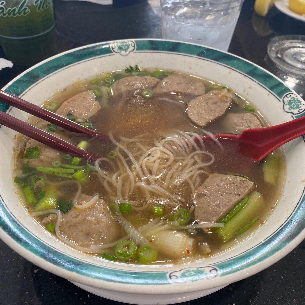 Lien Hue 3 - meatball pho - Vietnamese Near Me - Westminster, California Lien Hue 3 - meatball pho - Vietnamese Near Me - Westminster, California