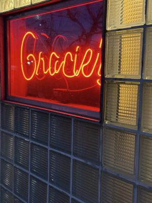 Gracie's Tax Bar by null