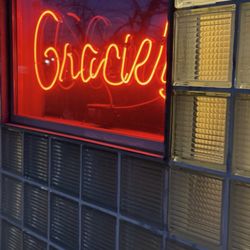 Gracie's Tax Bar - Signage
