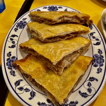 I Dumpling - a plate of food on a table - Chinese Near Me - Redwood City, California