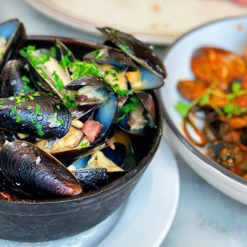 OSTE - CLAUDIA - Italian Near Me - Los Angeles, California