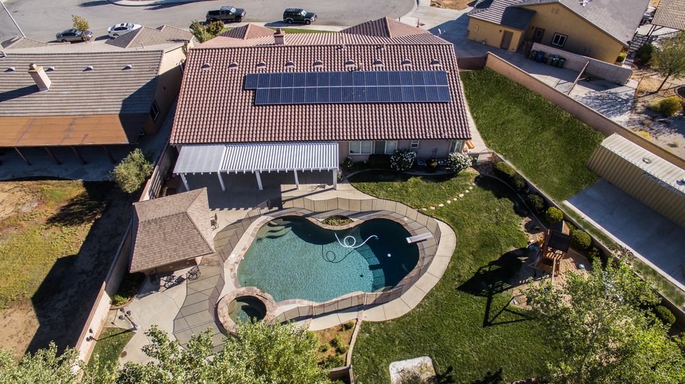 Slide of Solarshoppers Construction