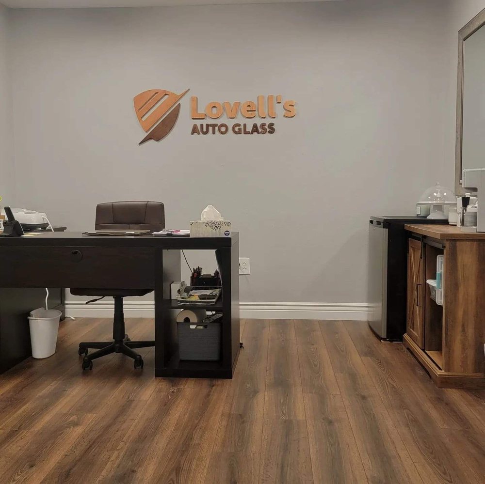 LOVELLS AUTO GLASS Updated October 2024 12 Photos 1011 Upper