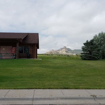 Robidoux RV Park - Main office with cute log cabin style bathrooms, recreation room, showers & laundry. - RV Parks Near Me - Gering, Nebraska Robidoux RV Park - Main office with cute log cabin style bathrooms, recreation room, showers & laundry. - RV Parks Near Me - Gering, Nebraska