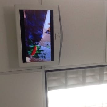 Mansour Natalie DMD - TV on the ceilings for the kids - Pediatric Dentists Near Me - Glendale, California Mansour Natalie DMD - TV on the ceilings for the kids - Pediatric Dentists Near Me - Glendale, California