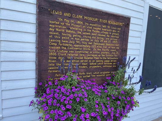 Sacajawea Hotel by null