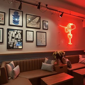 The Commentary - Seating area. - Bars Near Me - Arlington, Virginia The Commentary - Seating area. - Bars Near Me - Arlington, Virginia