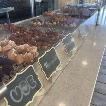Snow Island - Mochi donuts & great service = great vacation - Shaved Ice Near Me - Kailua-Kona, Hawaii Snow Island - Mochi donuts & great service = great vacation - Shaved Ice Near Me - Kailua-Kona, Hawaii
