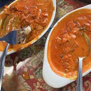 Himalayan Cafe - San Dimas - Butter Chicken (left) Vegetable Korma (Right) - Himalayan/Nepalese Near Me - San Dimas, California
