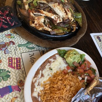 Los Reyes Bar and Grill - Chicken & Steak Fajita Meal - Mexican Near Me - Wildomar, California