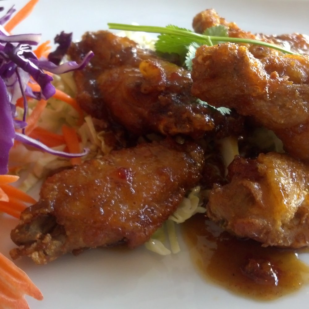 Summer Buffalo - Sweet tangy wings flavor & texture was good but reeked of chicken meat smell :( too smelly no bueno! - Thai Near Me - Burbank, California Summer Buffalo - Sweet tangy wings flavor & texture was good but reeked of chicken meat smell :( too smelly no bueno! - Thai Near Me - Burbank, California