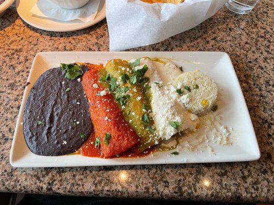 Gloria's Latin Cuisine by null