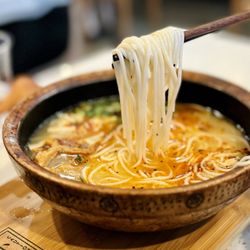 Xishang Roodle - Wagyu Beef Crossing- The-Bridge Rice Noodle