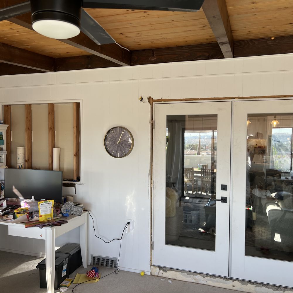 A & M Home Renovations - Stucco, drywall, carpet before. - General Contractors Near Me