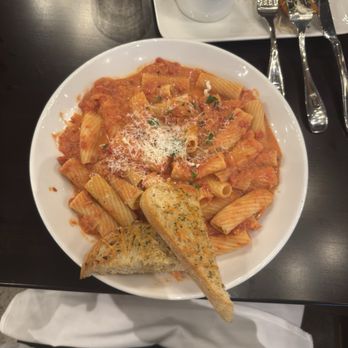 Sarina's Italian Restaurant - Vodka pasta - Italian Near Me - Salem, Oregon Sarina's Italian Restaurant - Vodka pasta - Italian Near Me - Salem, Oregon