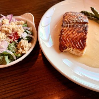 On The Kirb - Gastropubs Near Me - Katy, Texas