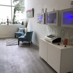Pradna Brows & Beauty Bar - Www.pradnaspa.com  407.986.1281                  420 E Church st suite 113   Orlando Fl 32801